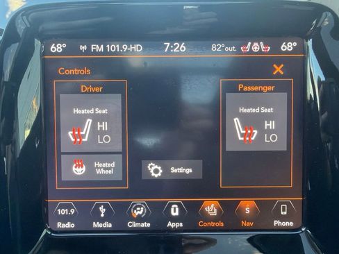 Used 2020 Jeep Compass Latitude AWD/4WD image 9
