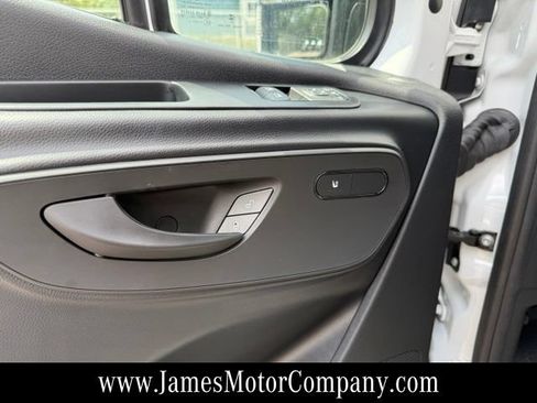 Used 2026 Mercedes-Benz Sprinter 2500 image 11