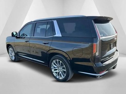 Used 2024 Cadillac Escalade Premium Luxury Platinum image 5