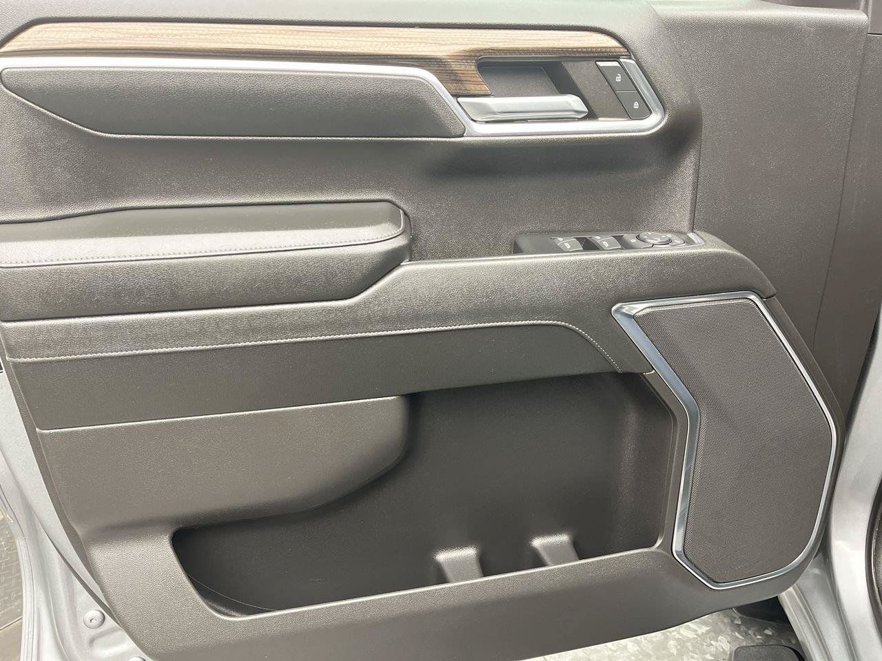 Certified 2023 Chevrolet Silverado 1500 LT AWD/4WD image 8