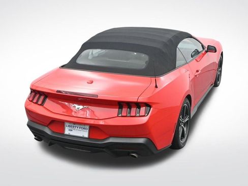 Used 2024 Ford Mustang Convertible image 27