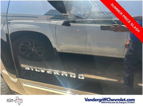 Used 2017 Chevrolet Silverado 1500 LTZ w/ LTZ Plus Package AWD/4WD image 9