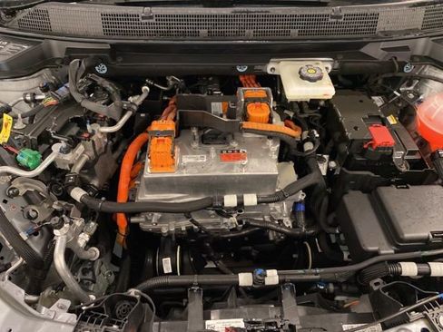 New 2026 Chevrolet Equinox EV LT AWD/4WD image 27