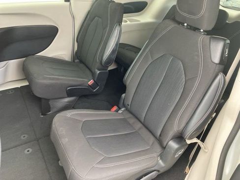 Used 2024 Chrysler Voyager LX FWD image 20