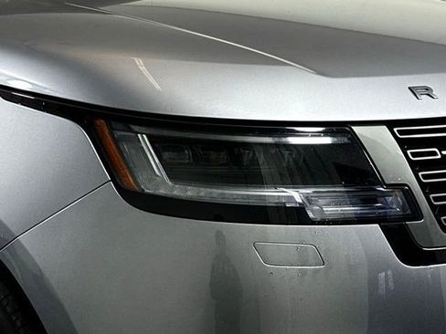 New 2026 Land Rover Range Rover SE image 15