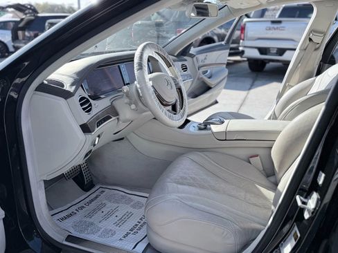 Used 2015 Mercedes-Benz S 550 Sedan image 19