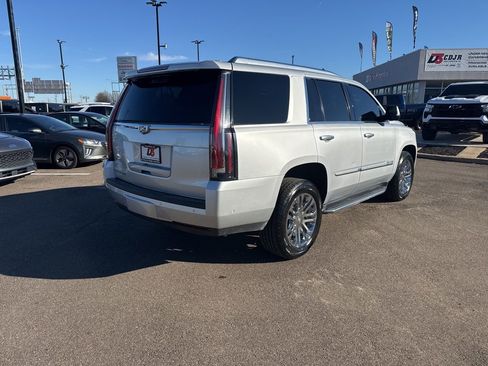 Used 2019 Cadillac Escalade 4WD image 13