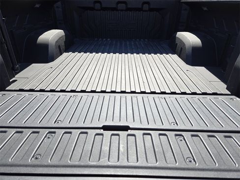 Used 2025 GMC Sierra 1500 Denali Ultimate image 34