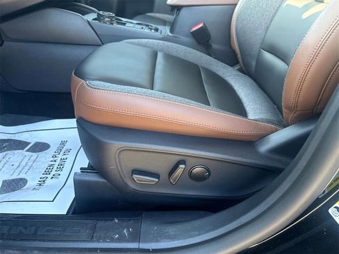 Used 2024 Ford Bronco Sport Outer Banks w/ Tech Package image 18