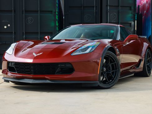 Used 2017 Chevrolet Corvette Grand Sport RWD image 1