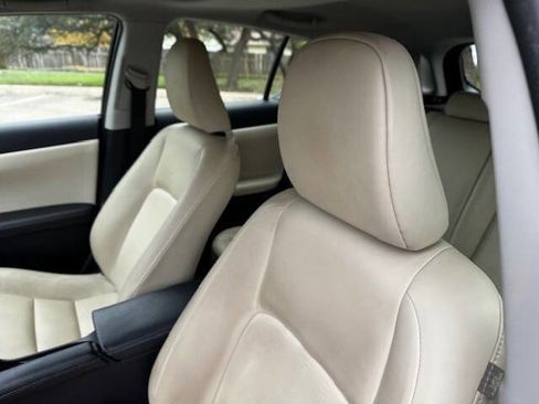 Used 2013 Lexus CT 200h image 34