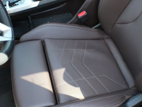 Used 2025 BMW X1 xDrive28i AWD/4WD image 11