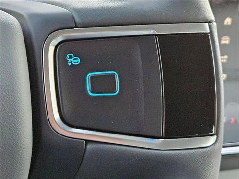 New 2025 Ford Expedition Active image 13