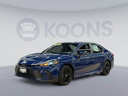Used 2025 Toyota Camry SE
