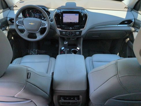 Used 2020 Chevrolet Traverse LT w/ LT Premium Package FWD image 15