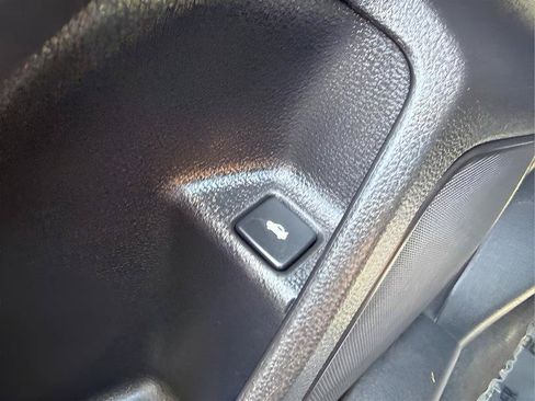 Used 2017 Honda Civic LX image 31
