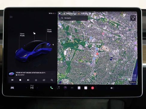 Used 2023 Tesla Model 3 Performance image 41