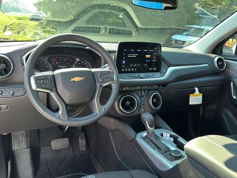 New 2025 Chevrolet Blazer LT w/ LPO, Floor Liner Package image 16