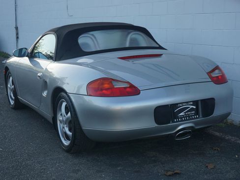 Used 1997 Porsche Boxster RWD image 4