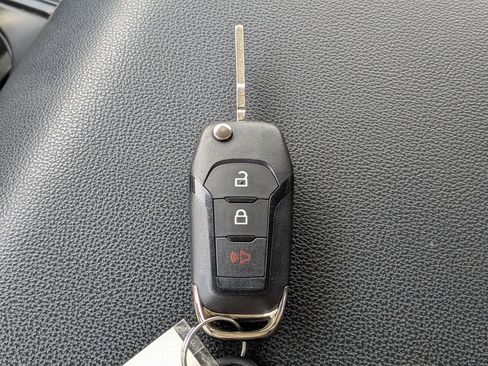 Used 2022 Ford F150 XLT RWD image 29