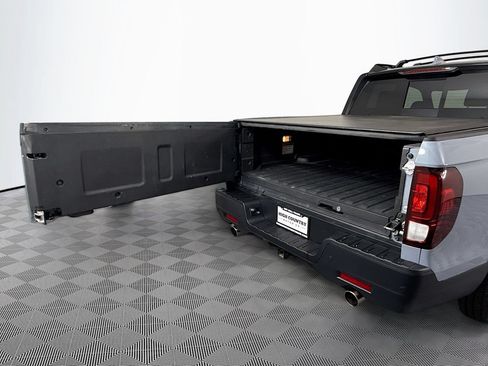 Used 2024 Honda Ridgeline TrailSport image 35