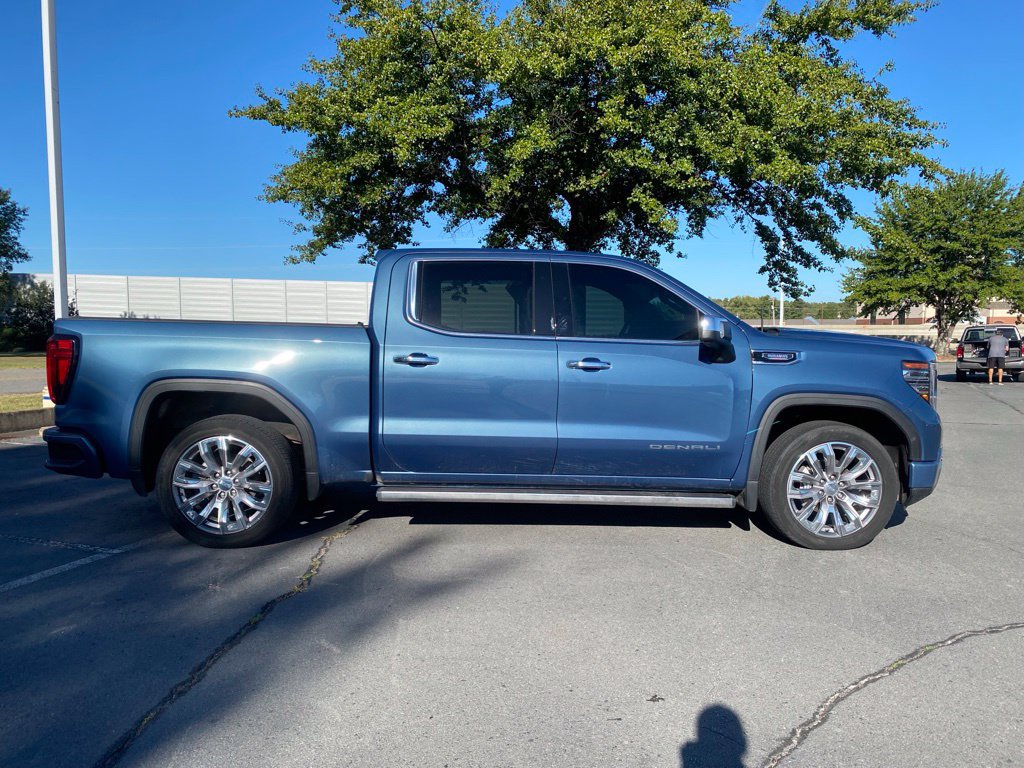 Used 2025 GMC Sierra 1500 Denali w/ Denali Reserve Package AWD/4WD image 8