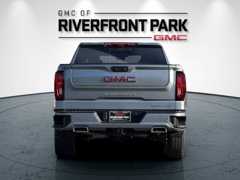 New 2026 GMC Sierra 1500 Denali w/ Technology Package AWD/4WD image 4