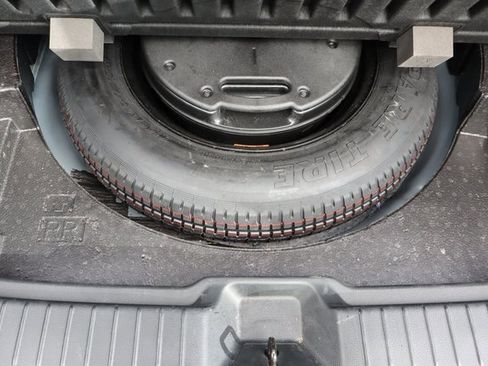 Used 2025 MAZDA CX-50 AWD 2.5 S w/ Premium Plus Pkg image 24