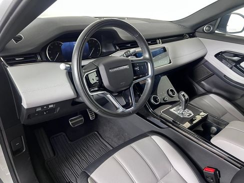 Used 2022 Land Rover Range Rover Evoque R-Dynamic S AWD/4WD image 4