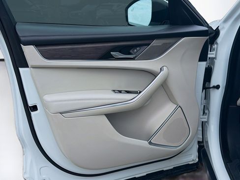 Used 2021 Jaguar F-PACE S image 20