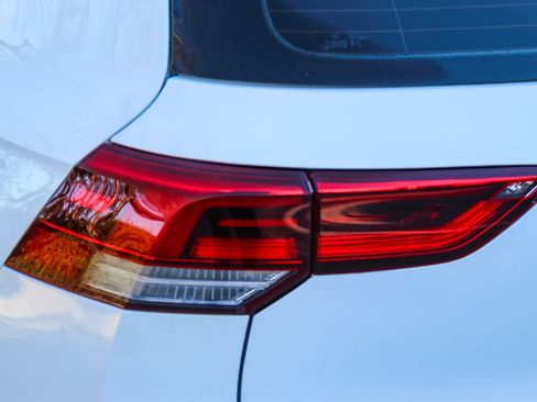 Used 2025 Volkswagen Golf w/ Euro Style Package image 7