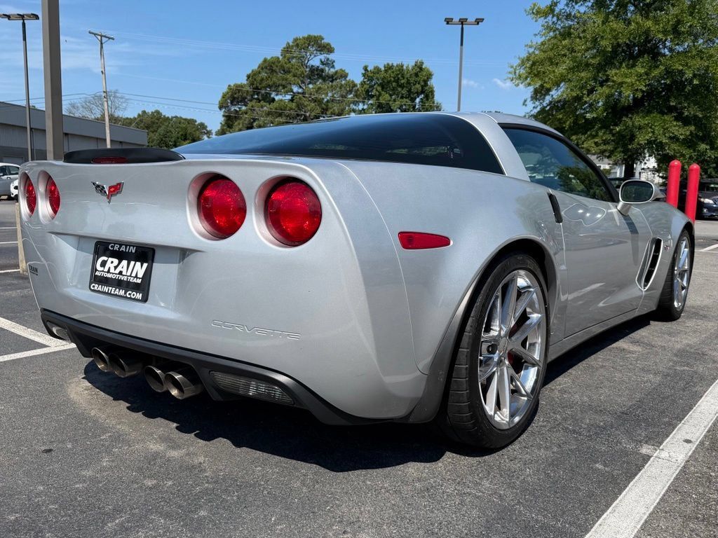 Used 2009 Chevrolet Corvette Z06 w/ Preferred Equipment Group RWD image 7