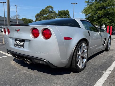 Used 2009 Chevrolet Corvette Z06 w/ Preferred Equipment Group RWD image 7