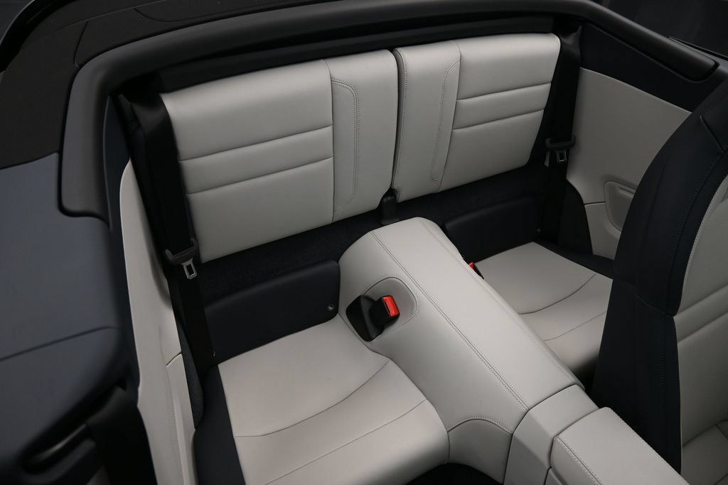 Certified 2026 Porsche 911 Carrera 4S AWD/4WD image 28