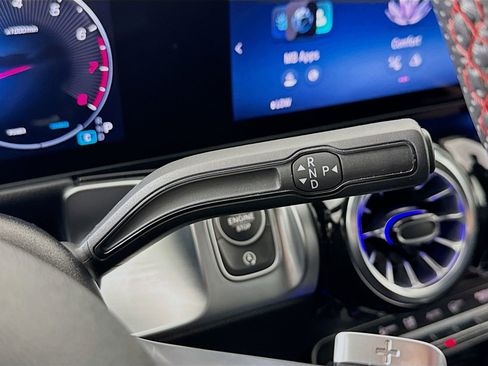 Certified 2025 Mercedes-Benz GLB 250 GLB 250 image 17