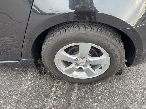 Used 2014 Chevrolet Cruze LT w/ All-Star Edition image 10