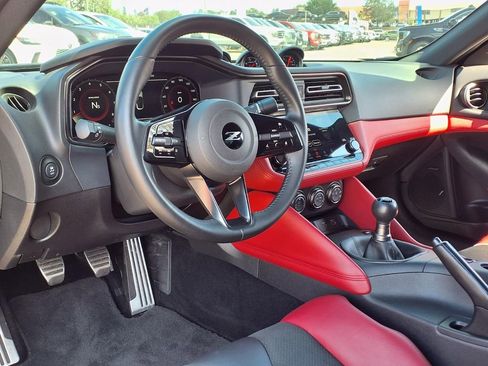 Used 2024 Nissan Z Performance w/ Floor Mat Package RWD image 15