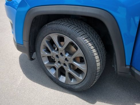 Used 2021 Jeep Compass Latitude w/ Sun and Sound Group FWD image 38