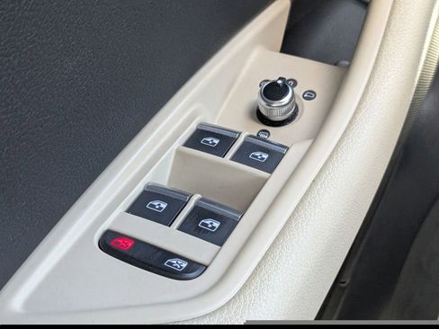 Used 2017 Audi A4 2.0T Premium w/ Convenience Package image 24