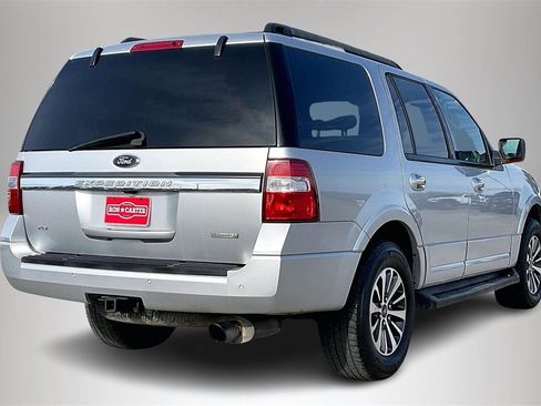 Used 2015 Ford Expedition XLT w/ Equipment Group 202A image 5