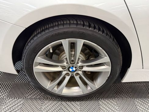Used 2017 BMW 330i Sedan RWD image 19