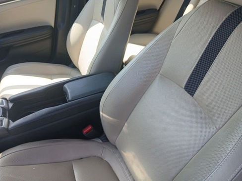 Used 2019 Honda Civic EX-L image 14