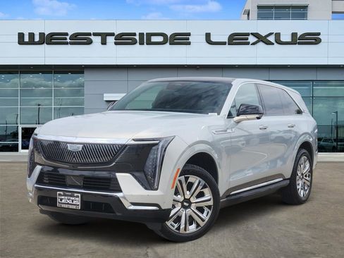 Used 2025 Cadillac Escalade IQ Luxury 1 w/ LPO, Radiant Package AWD/4WD image 1