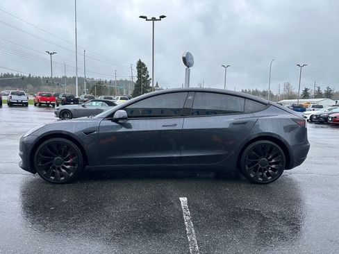 Used 2022 Tesla Model 3 Performance image 5