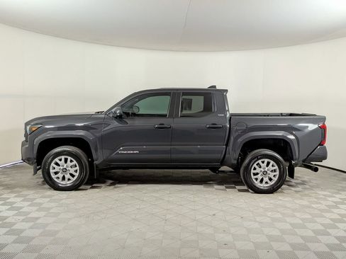 Used 2024 Toyota Tacoma SR5 AWD/4WD image 6
