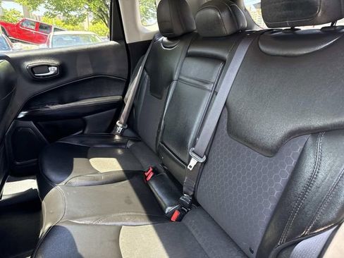 Certified 2019 Jeep Compass Latitude AWD/4WD image 16