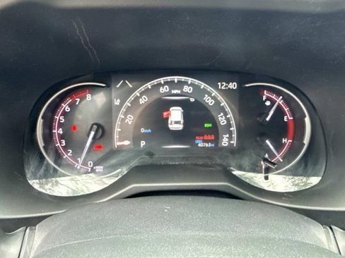 Certified 2023 Toyota RAV4 XLE Premium FWD image 29