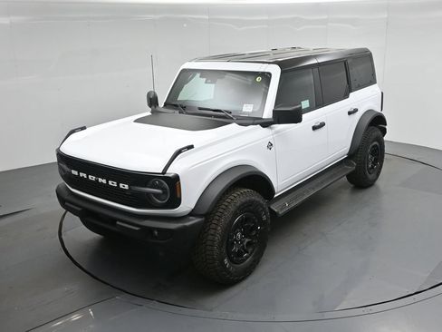 New 2026 Ford Bronco Outer Banks w/ Sasquatch Package AWD/4WD image 37
