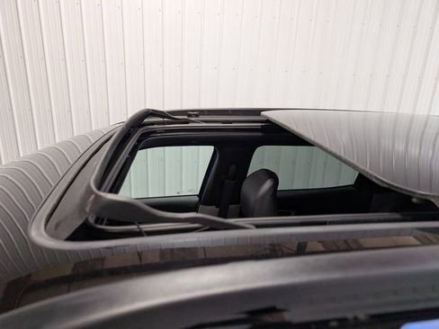 Used 2023 Jeep Compass Limited w/ Elite Group image 8