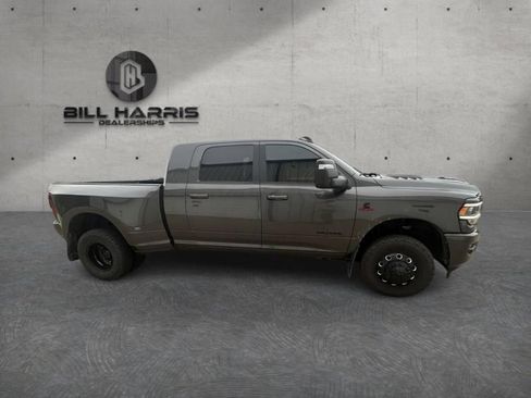 Used 2024 RAM 3500 Laramie w/ Night Edition AWD/4WD image 4